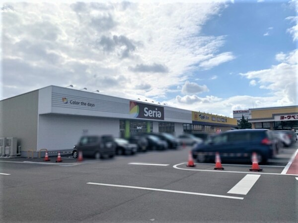 ヨークタウン鶴田店（518ｍ）