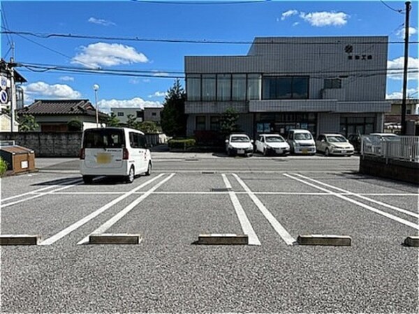 駐車場(駐車場)