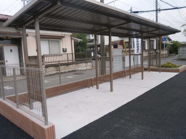 建物設備(駐輪場)