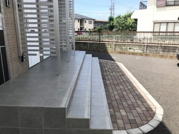 エントランス(エントランス)
