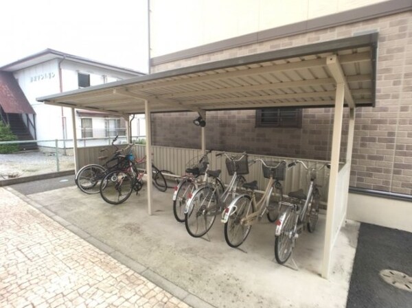 駐車場(駐車場)