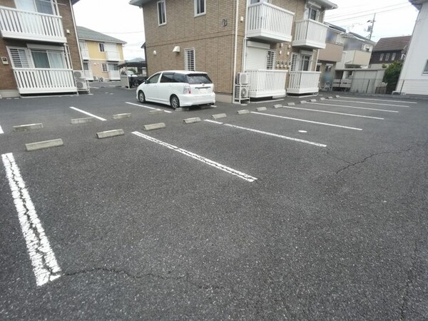駐車場(駐車場)