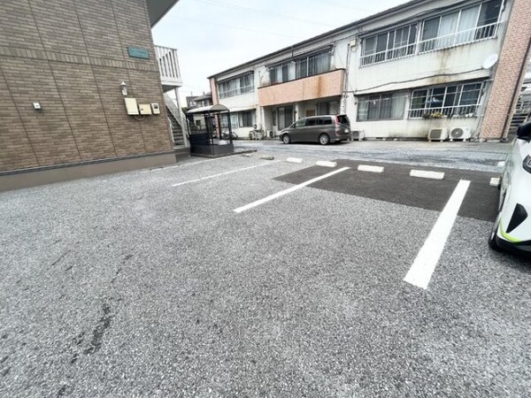 駐車場(駐車場)