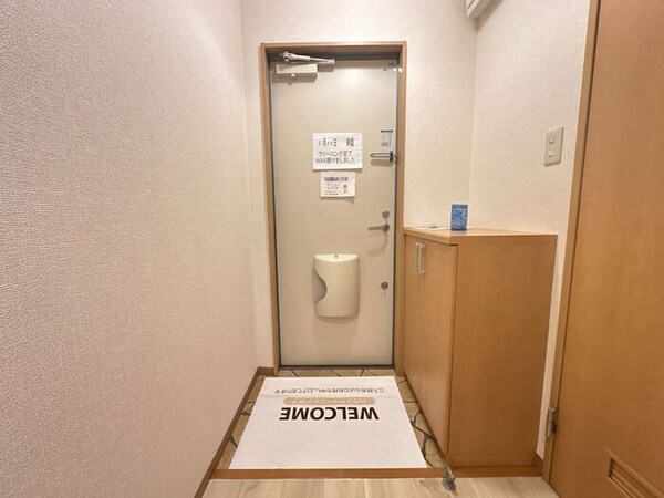 玄関(玄関)