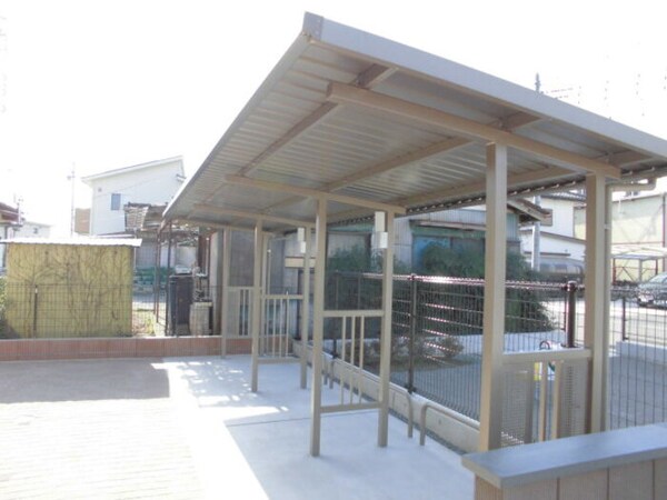 建物設備(駐輪場)