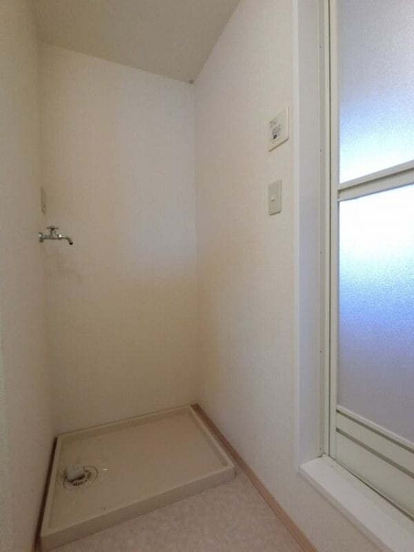 建物設備(洗濯機置き場)