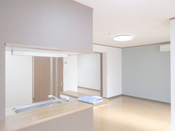 眺望(内装写真は102号室の写真になります。)