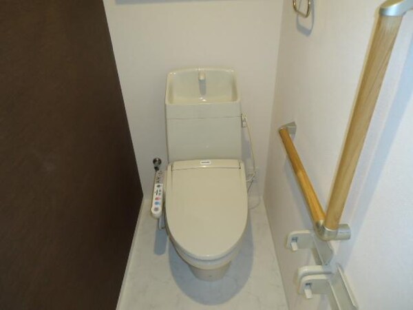 トイレ(シャワー付トイレ)