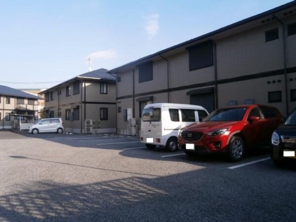 駐車場(駐車場)
