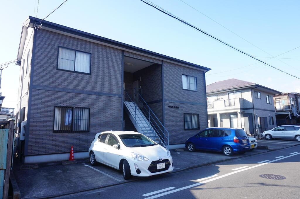 物件外観写真2　(全室角部屋。)