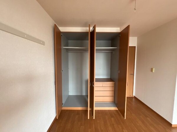 収納(クローゼット)