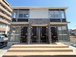 物件外観写真1　(外観写真（昼）)