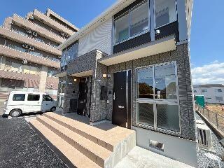 物件外観写真3　(外観写真（昼）)