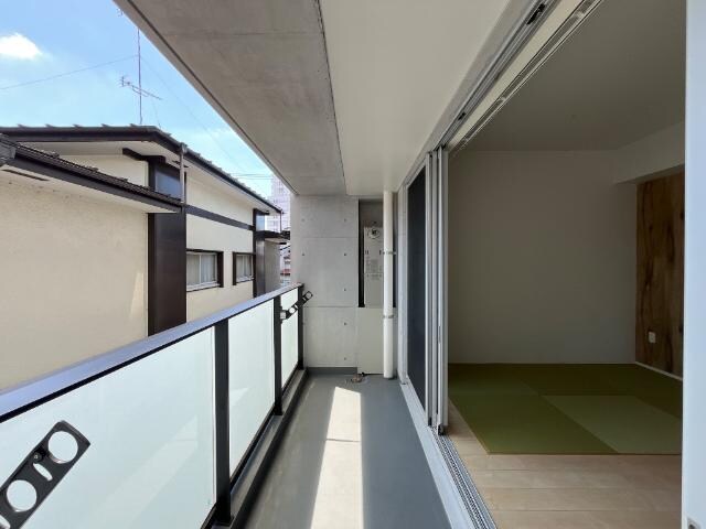 物件内観写真28　(ベランダ)