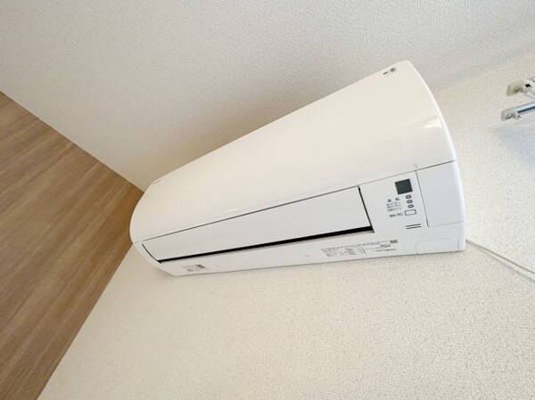 建物設備(エアコン)