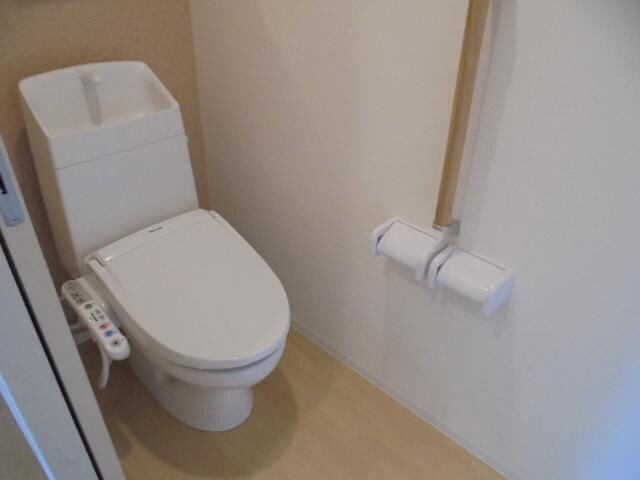 物件内観写真23　(トイレ)