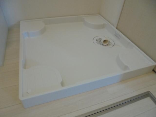 物件内観写真26　(洗濯機置場)