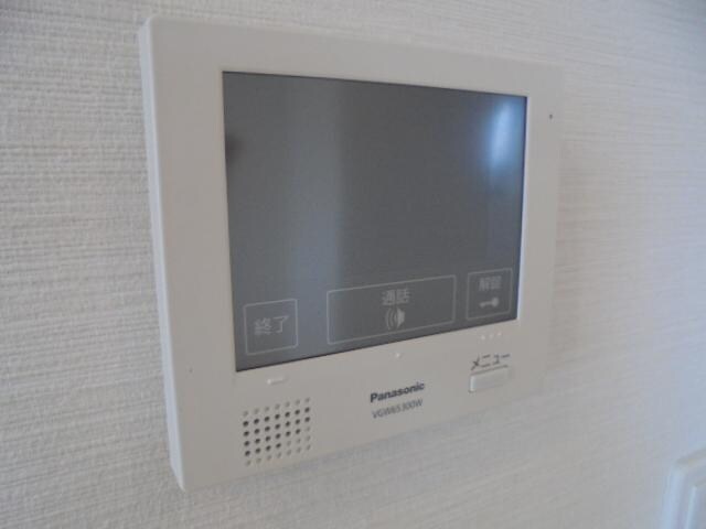 物件内観写真27　(カメラ付インターホン)