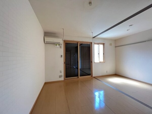 建物設備(シャッター雨戸)