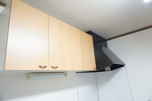 建物設備(キッチン収納)