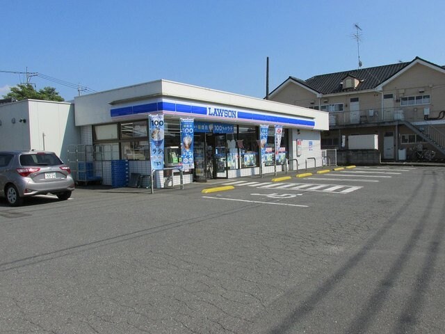物件外観写真3　(ローソン 二宮久下田店まで600m)