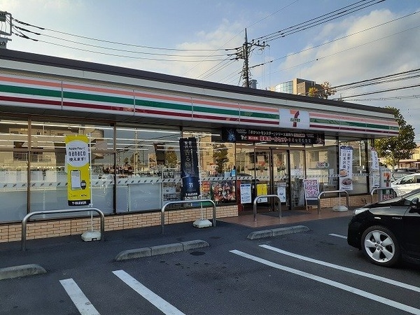 周辺環境(セブンイレブン宇都宮滝谷町店まで400m)