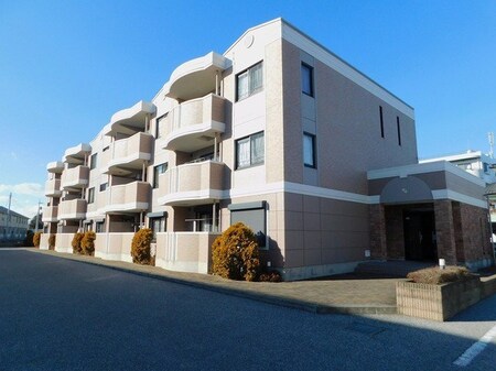 プラシード外観写真