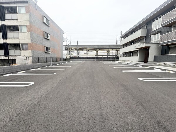 駐車場(駐車場)