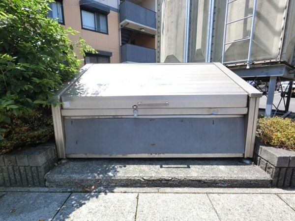 建物設備(ゴミステーション)