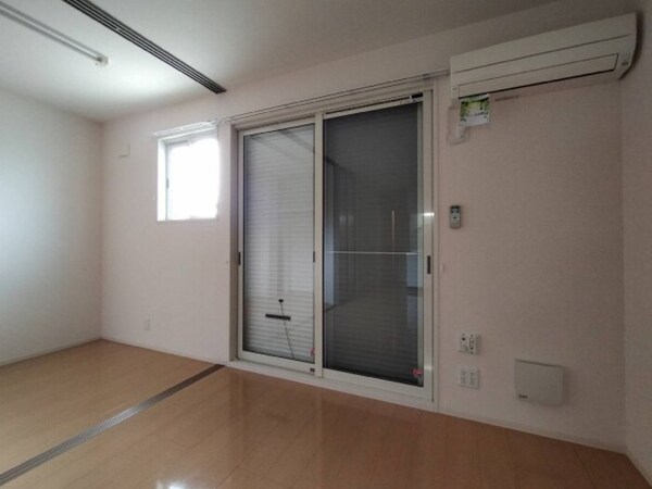 建物設備(シャッター雨戸)