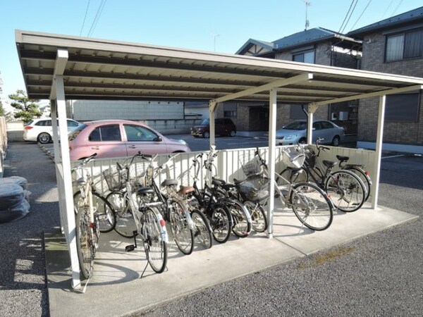 建物設備(駐輪場)