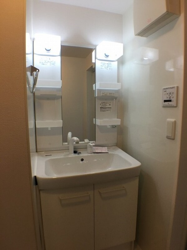 洗面・脱衣所(洗面所)