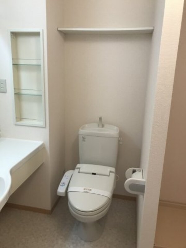 トイレ(温水洗浄暖房便座)