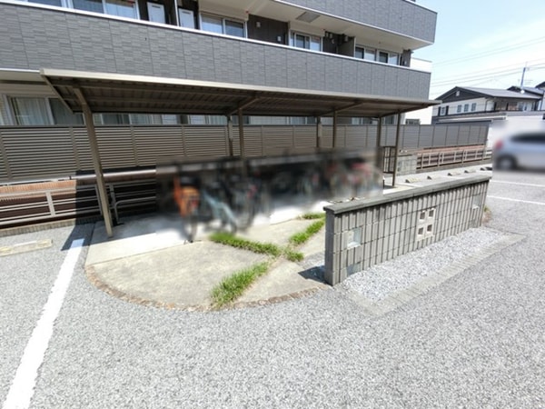 建物設備(駐輪場)