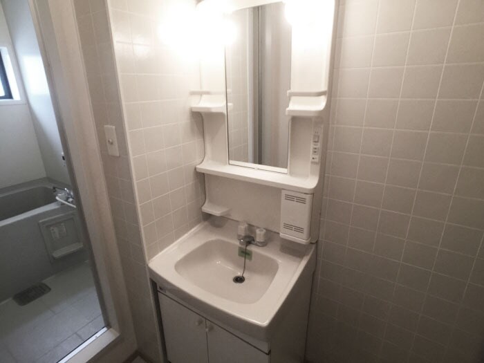 物件内観写真11　(洗面所)