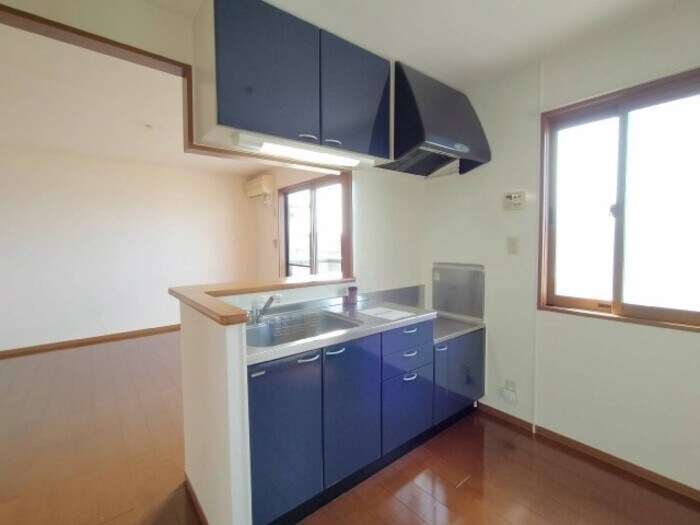 物件内観写真7　(対面キッチン)