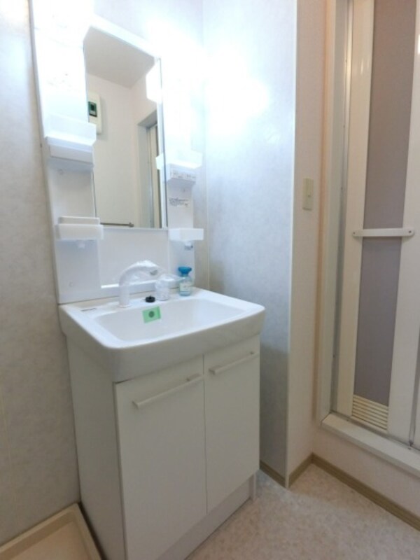 独立洗面台(洗髪洗面化粧台)