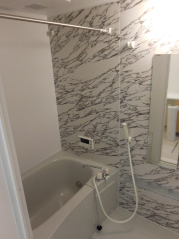 浴室(換気暖房乾燥機付浴室)