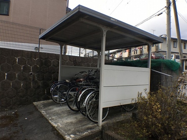 建物設備(駐輪場)