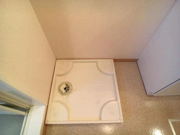 建物設備(室内洗濯機置き場)