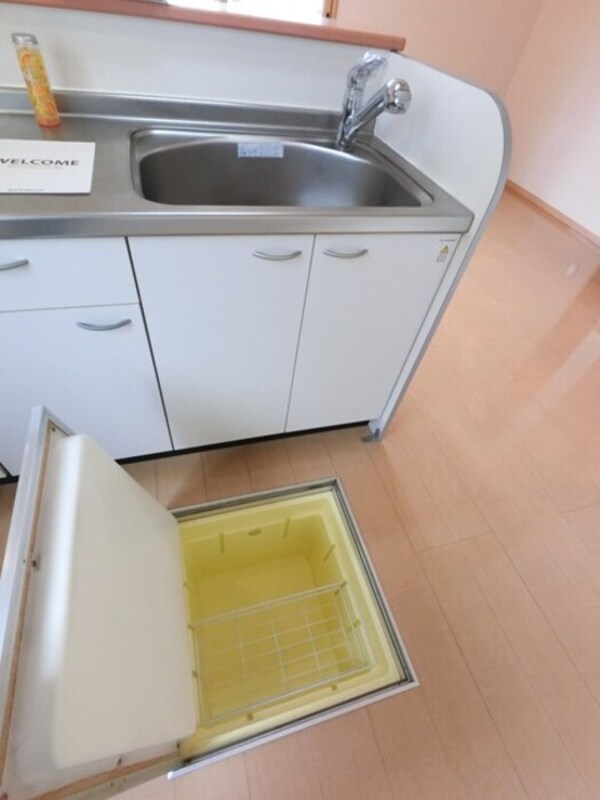 キッチン(キッチン 床下収納)