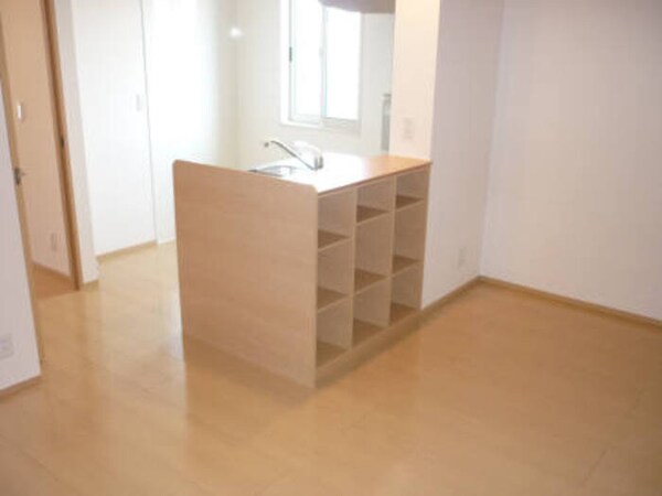 居室(Ｃ201ＬＤＫ)