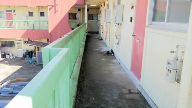 物件外観写真4　(エントランス)