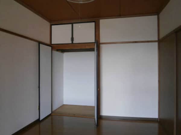 洋室(207 洋室･収納)