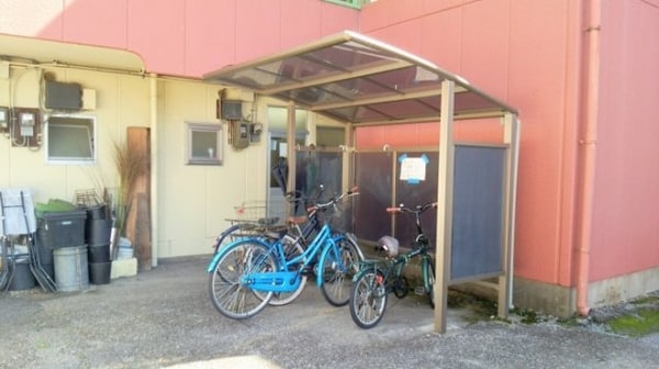 建物設備(駐輪場)