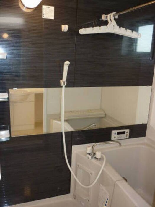 物件内観写真6　(浴室)