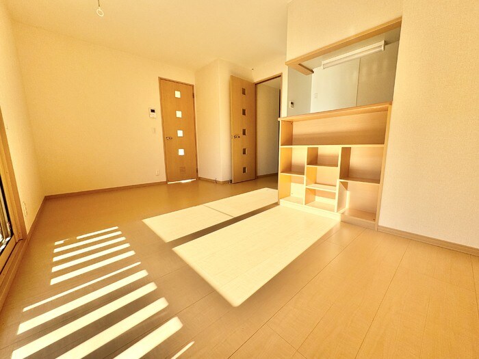 物件内観写真4　(LDK)