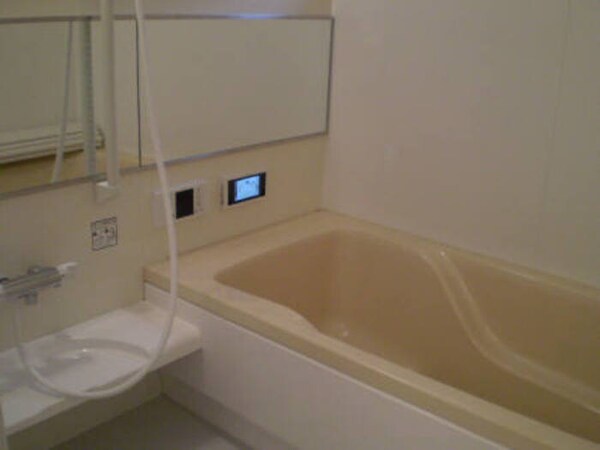 浴室(ＴＶ付き浴室)