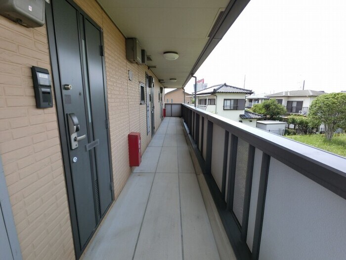 物件外観写真3　(ロビー)