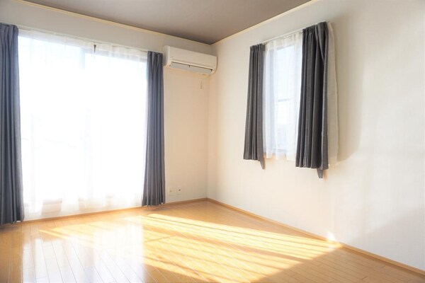 居室(同型別部屋です。)